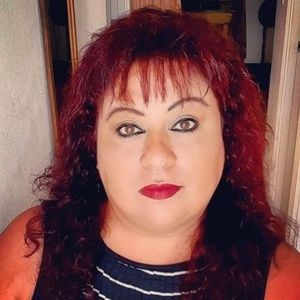 Meet your Posher, Leyla